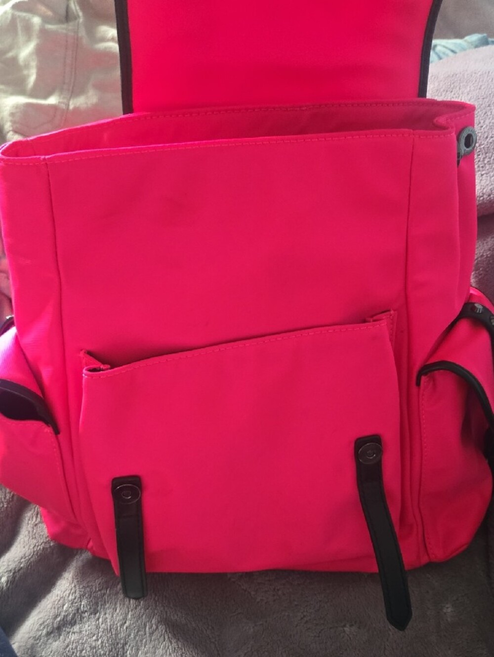 Backpack - Picture 3 of 5